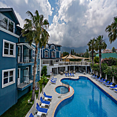 Blue Pearl Hotel